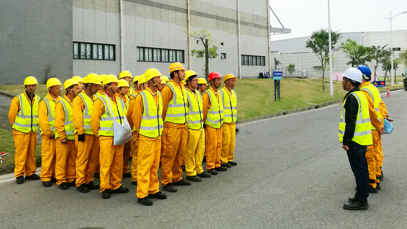 行业领先的技术团队